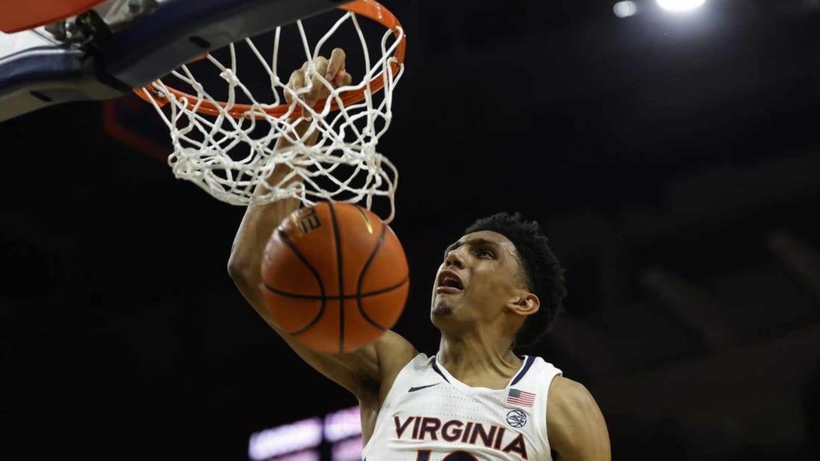 Former Virginia walk-on Ryan Dunn enters NBA draft