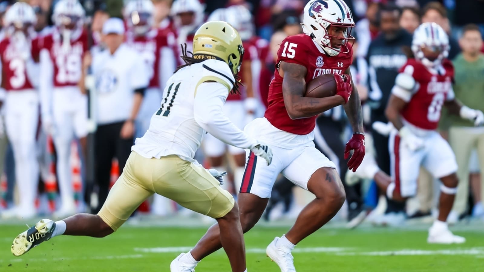 LaNorris Sellers pushes No. 18 South Carolina past Wofford