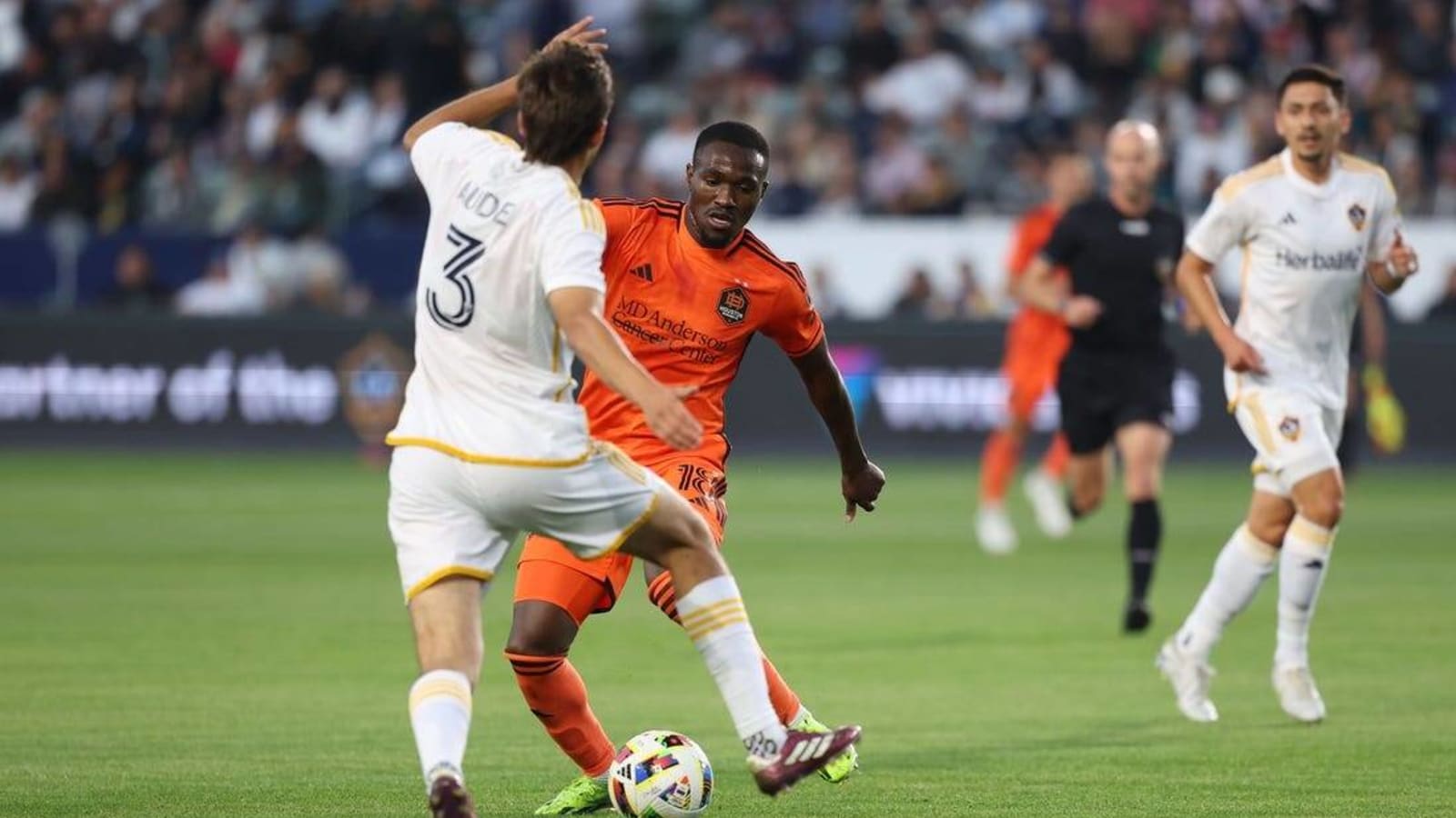 Galaxy edge Dynamo thanks to Riqui Puig