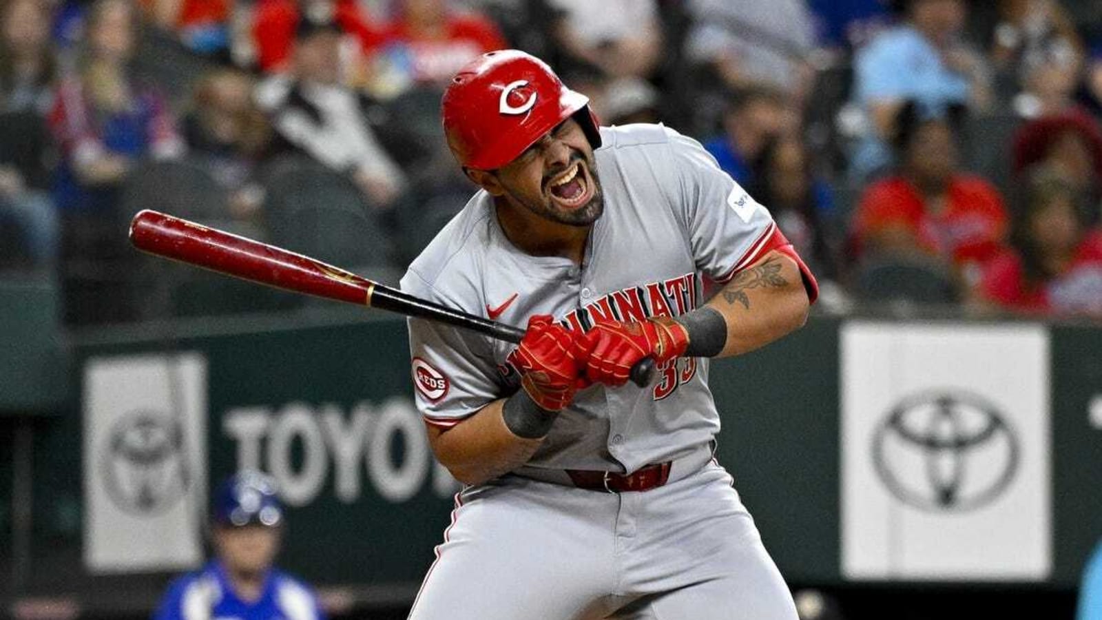 Reds&#39; Christian Encarnacion-Strand to undergo wrist surgery