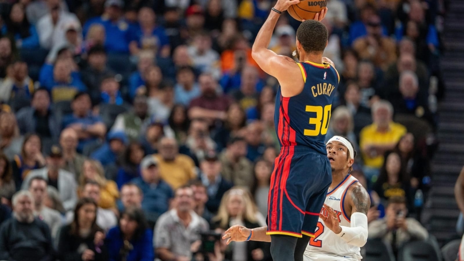 Warriors&#39; defense steps up in close win over Knicks