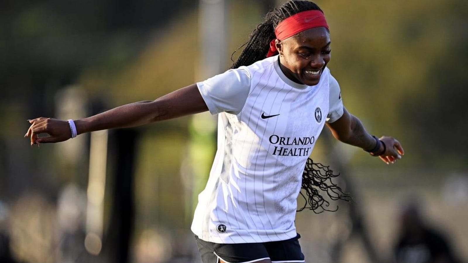 Angel City acquires F Messiah Bright in deal with Orlando