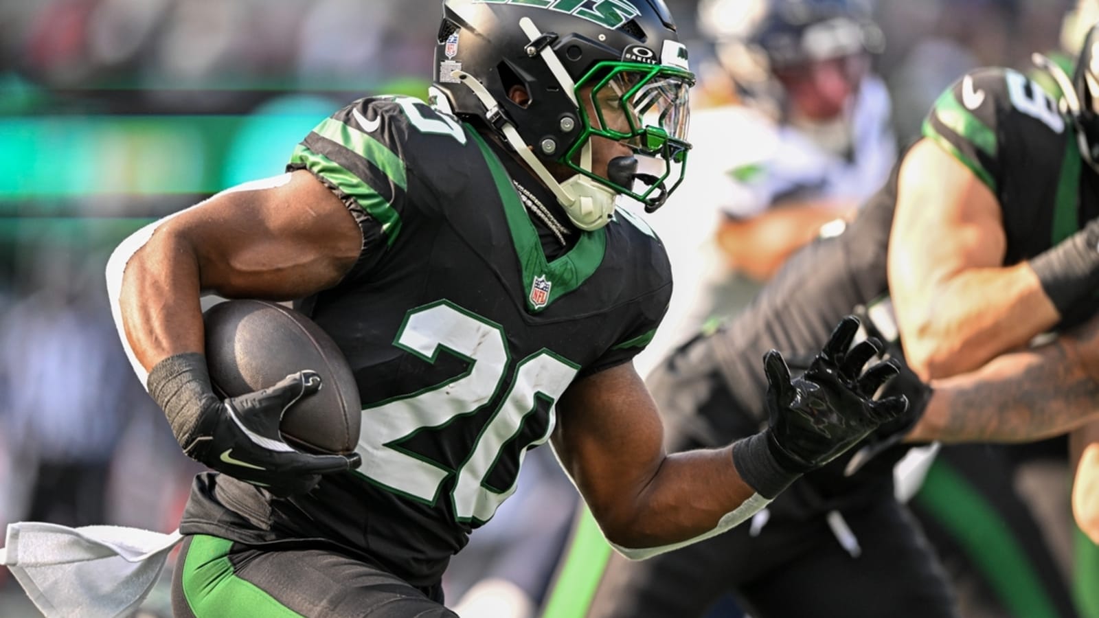 Jets RB Breece Hall (knee) active vs. Jaguars