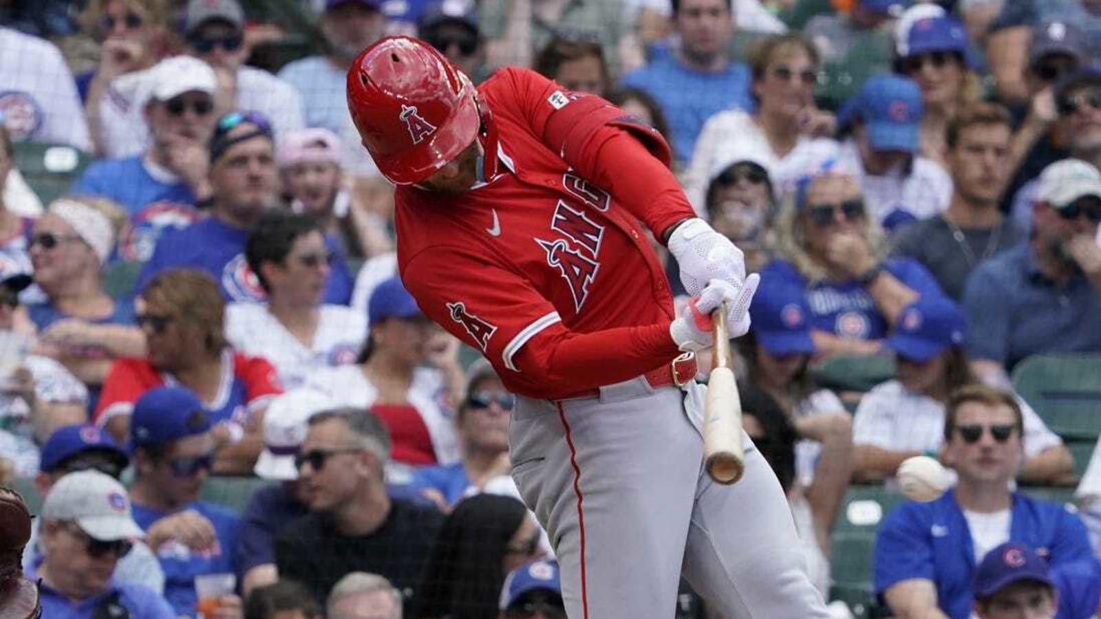 Angels hope to jump-start offense against Cubs
