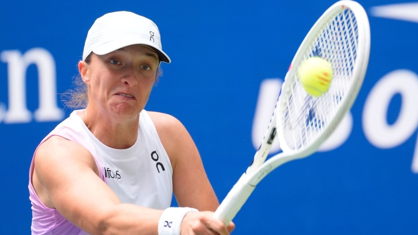 Iga Swiatek, Jessica Pegula roll into third round of U.S. Open
