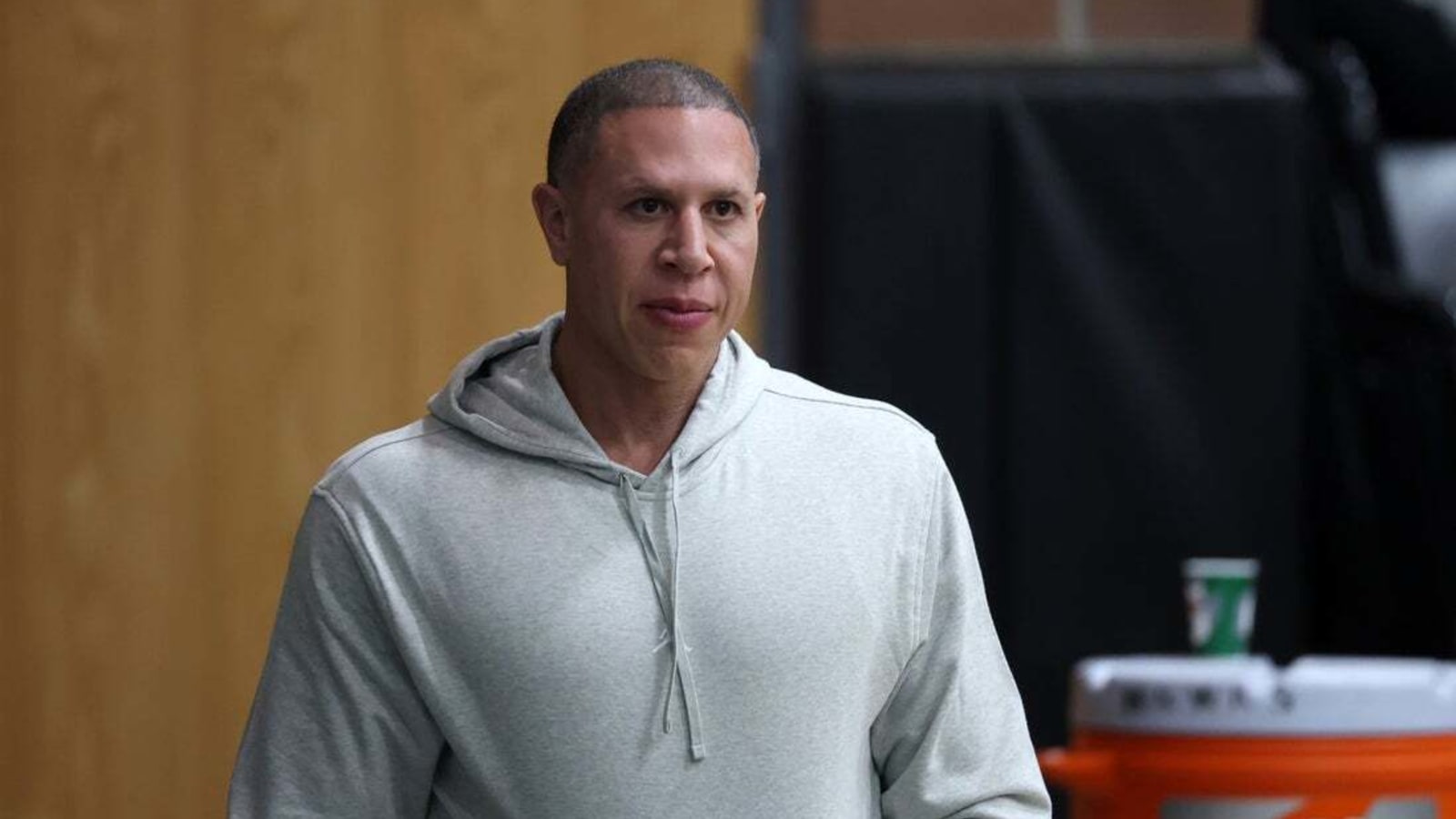 Report: Mike Bibby hired to coach Sacramento State