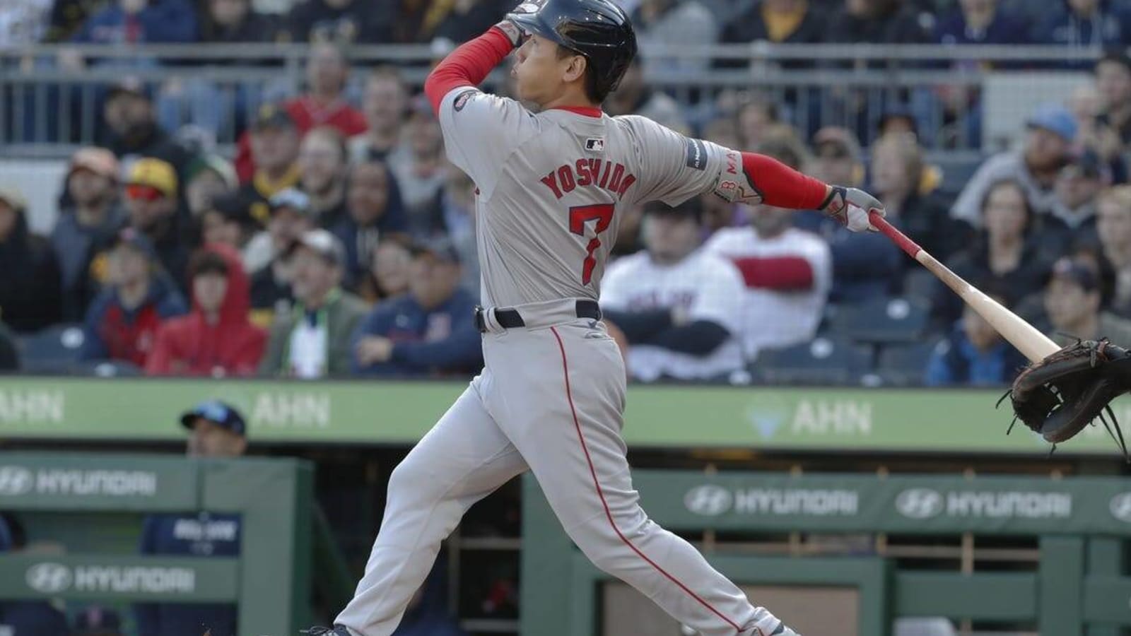 Masataka Yoshida&#39;s hitting helps Red Sox overcome Pirates