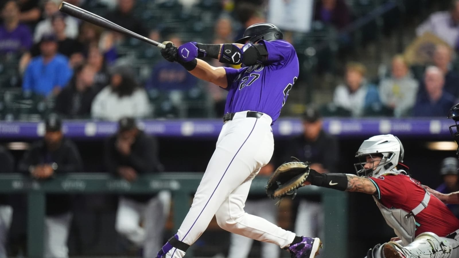 Rockies drop D-backs into tie for second NL wild card