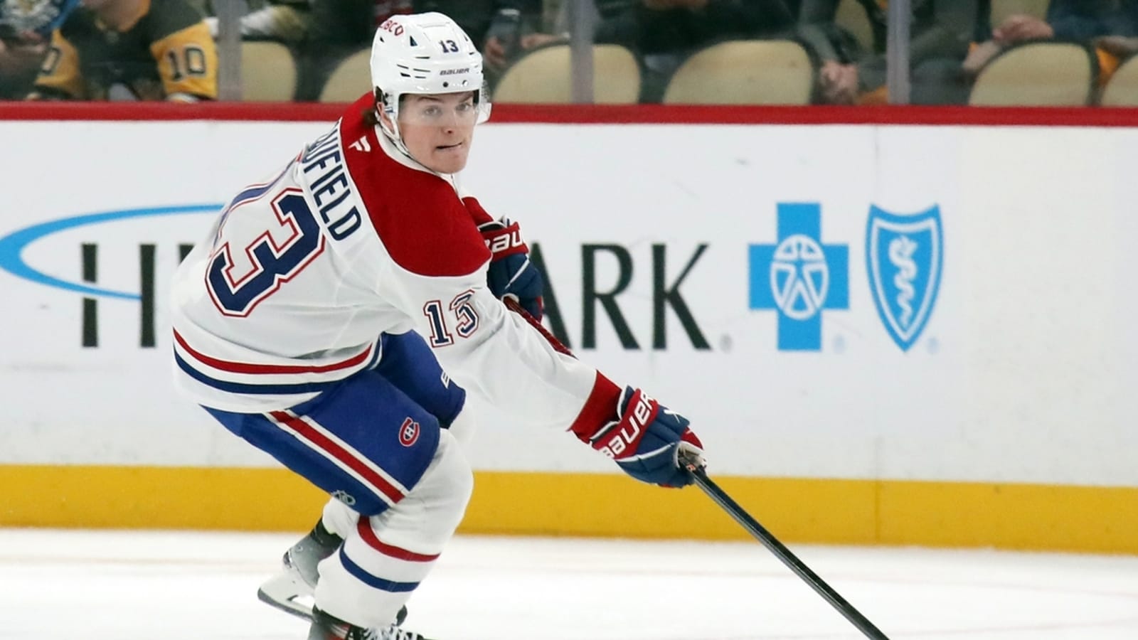 Cole Caufield, Nick Suzuki each score twice to lift Habs over Sabres