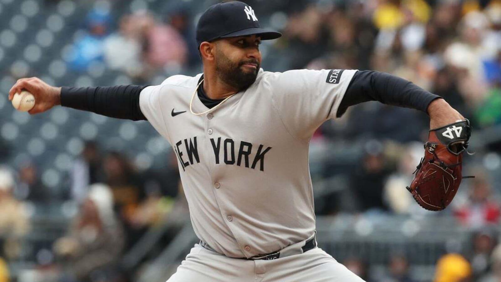 Tommy Pham's game-winning hit pushes Pirates past Yankees in 11