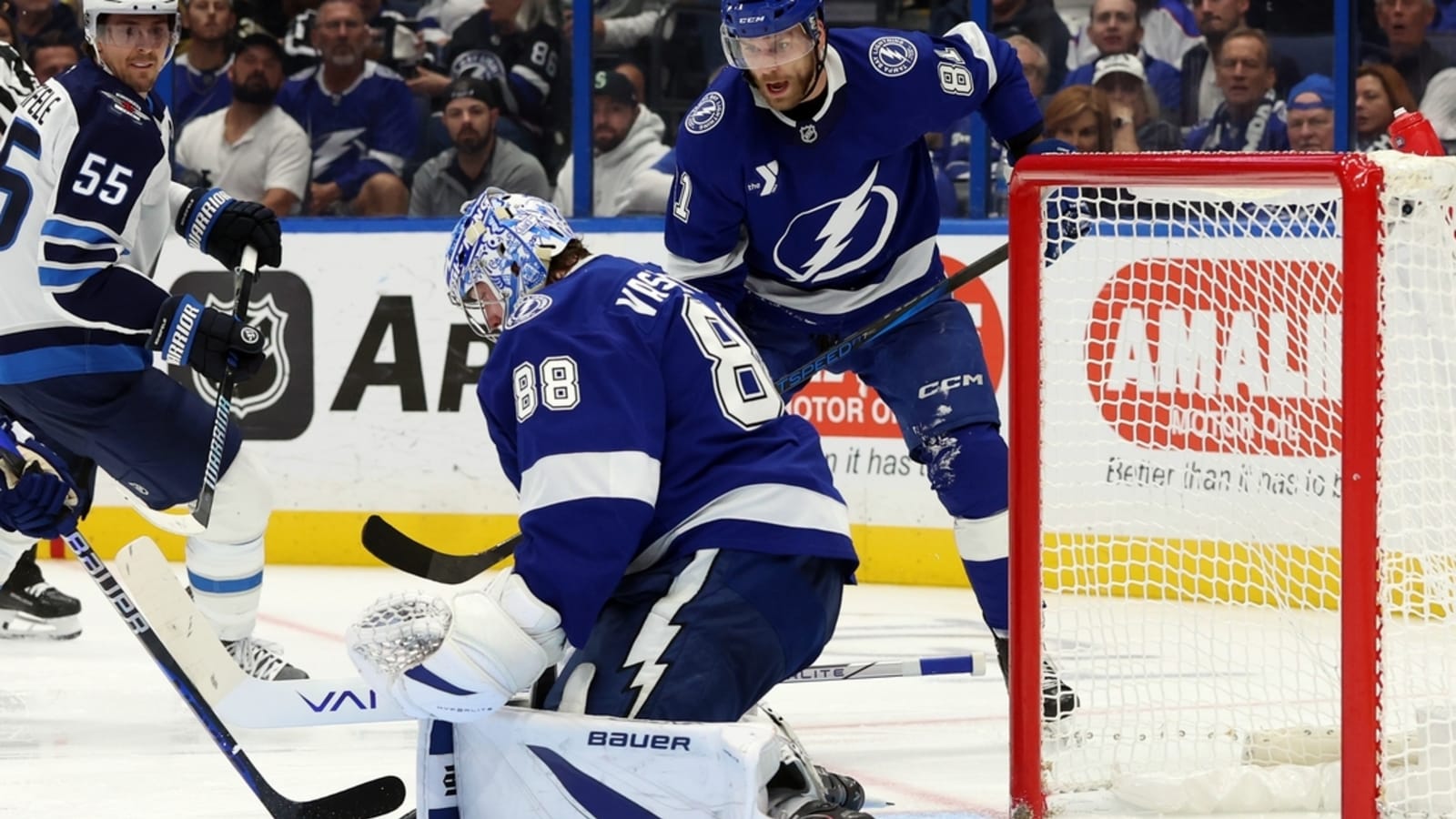 Andrei Vasilevskiy notches 300th win as Lightning cool Jets