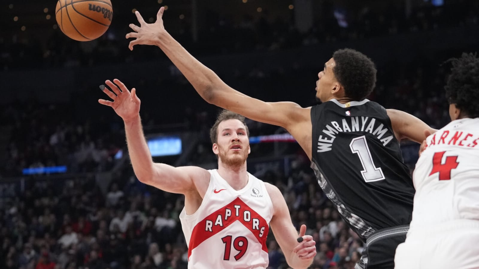 Grading 2024-25 NBA Season for Raptors&#39; Jakob Poeltl at the NBA All-Star Break