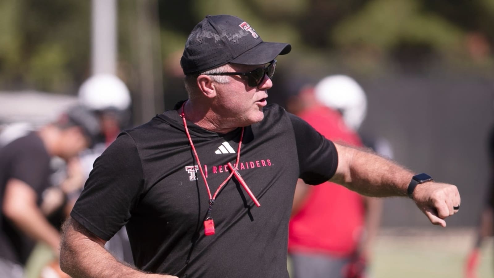Texas Tech fires DC DeRuyter, secondary coach Yates