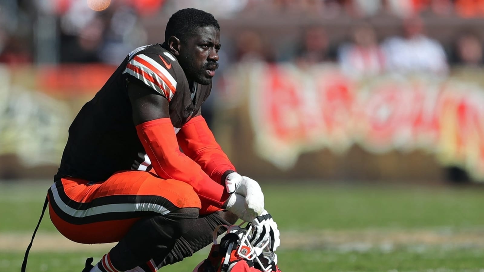 Browns place LB Jeremiah Owusu-Koramoah on IR