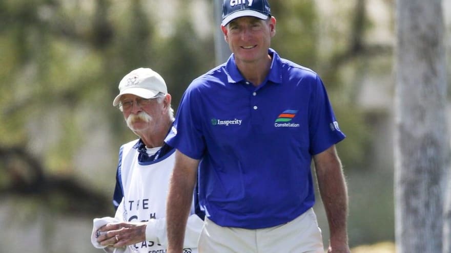 Mike &#39;Fluff&#39; Cowan leaving Jim Furyk&#39;s bag for PGA Tour return