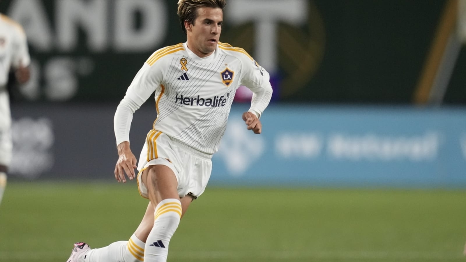 Galaxy can draw closer to clinching West&#39;s top seed vs. Whitecaps