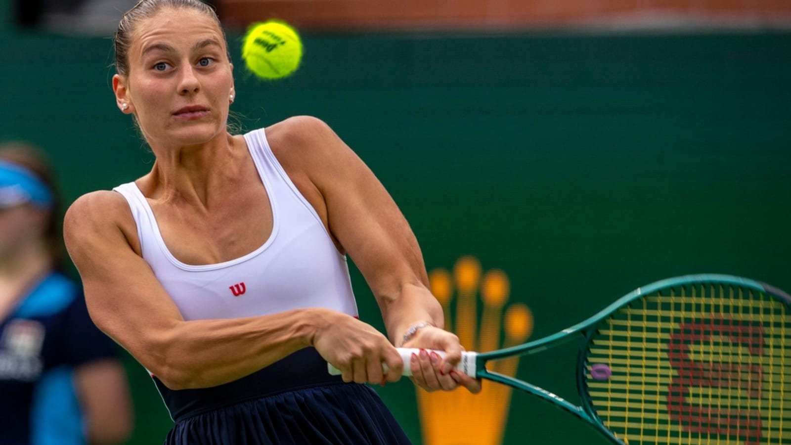 Pair of Ukrainians notch sweeps in Toronto