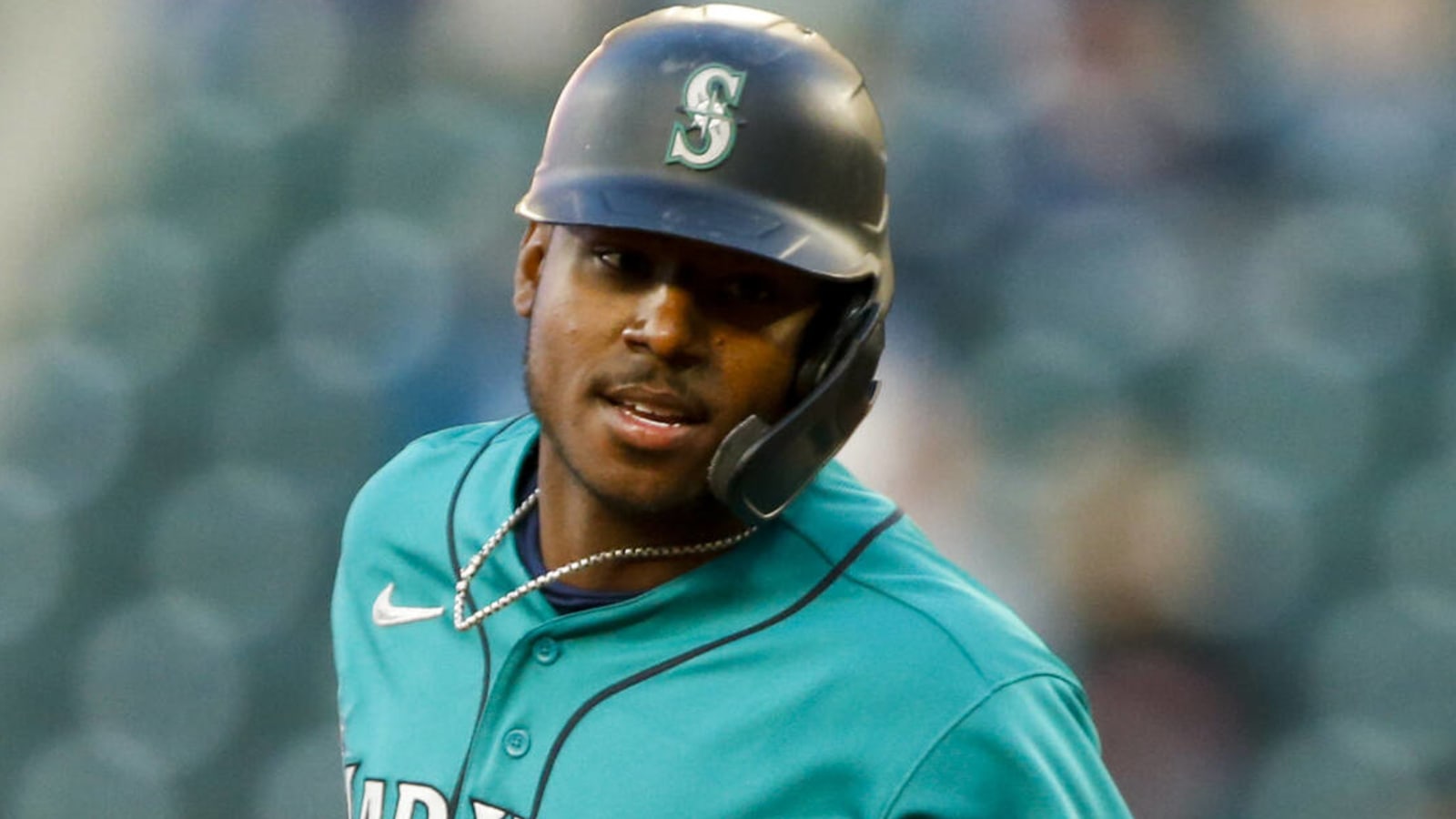 Mariners activate OF Kyle Lewis off 10-day IL