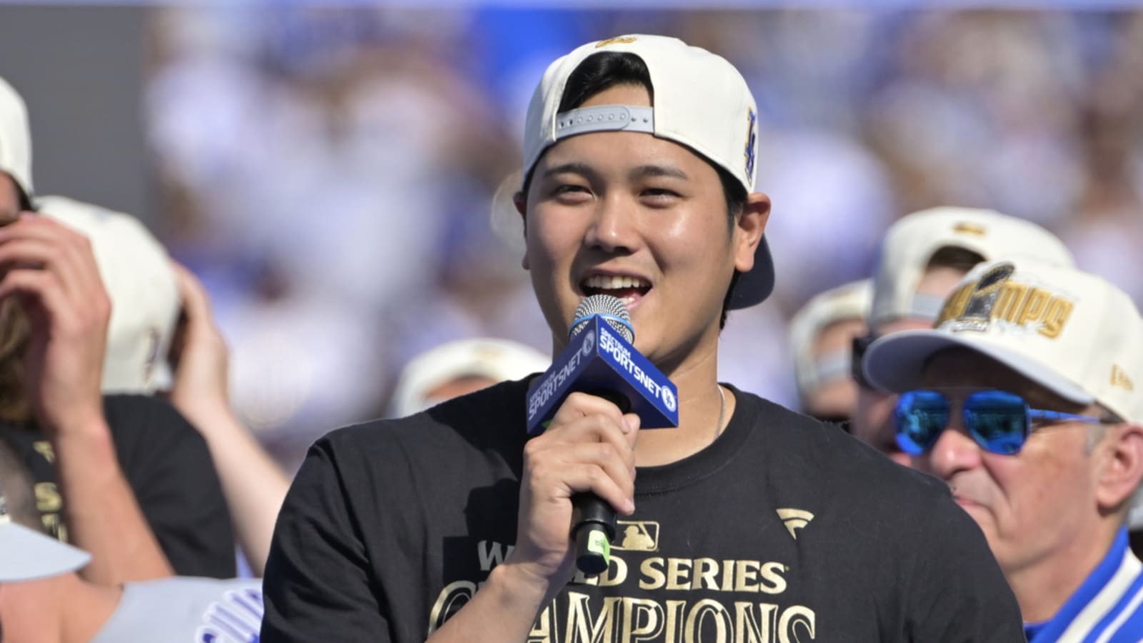 Dodgers' Shohei Ohtani unanimously wins National League MVP