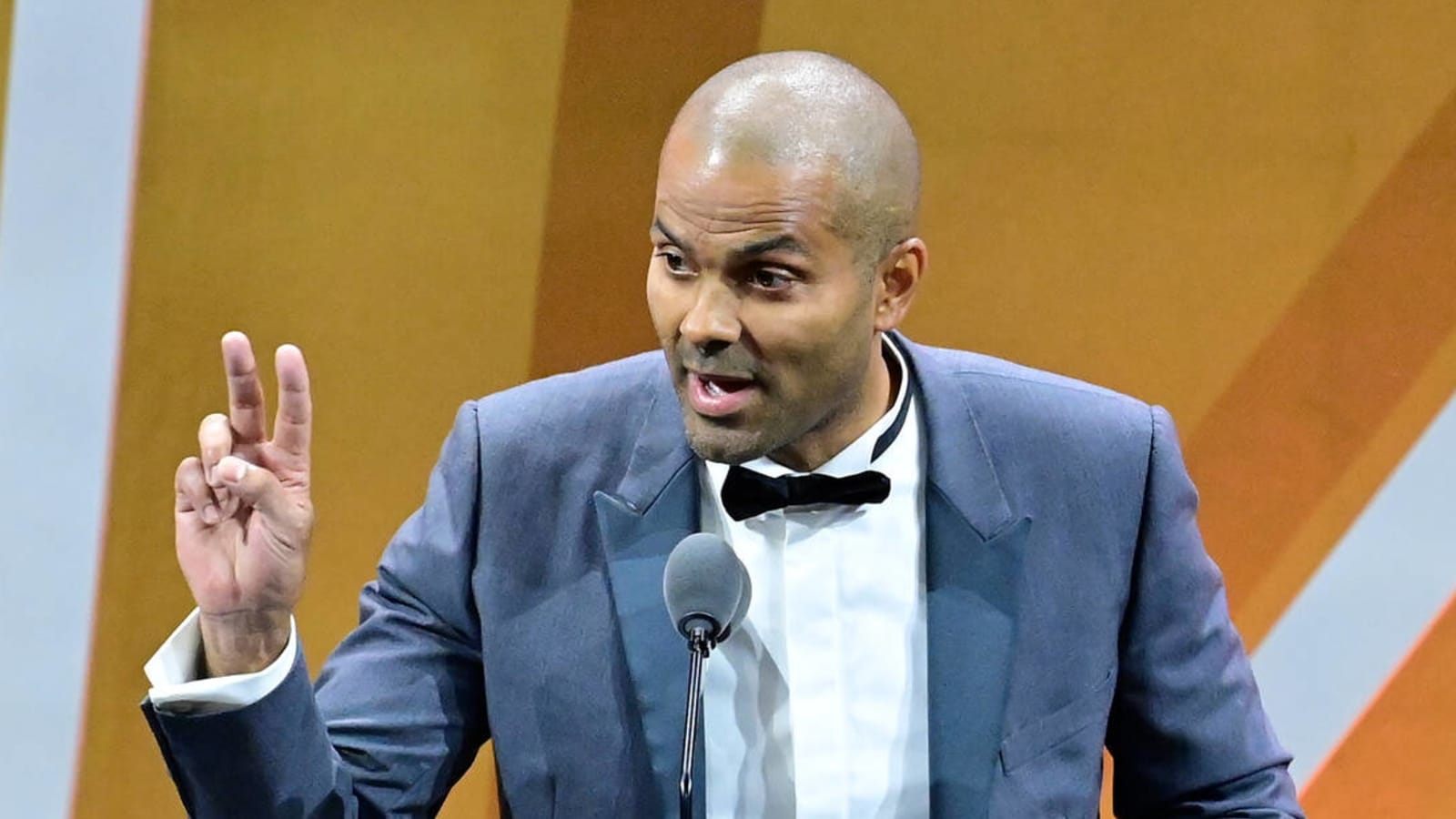 The best roasts from NBA Hall of Fame speeches