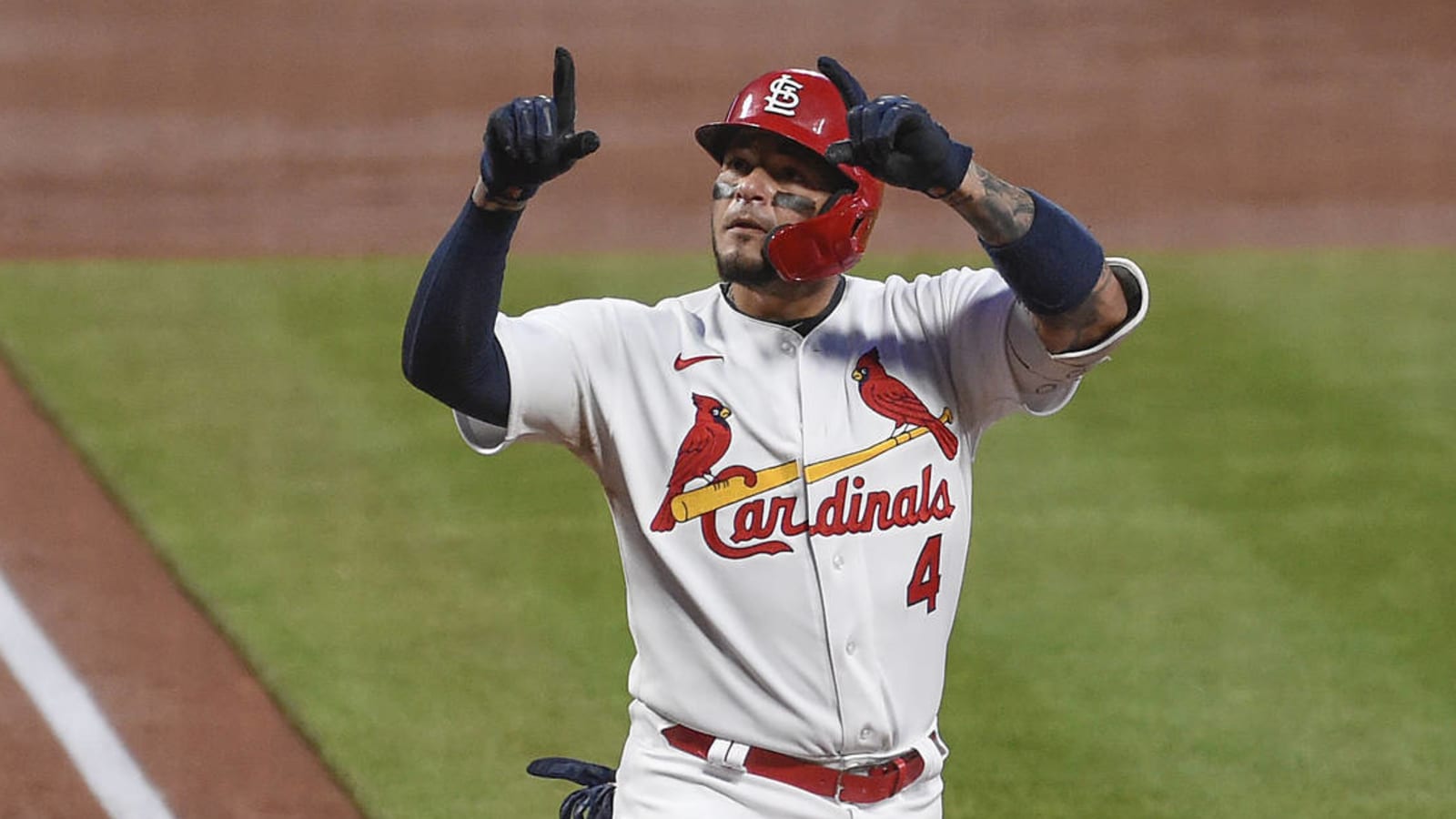 Cardinals activate Yadier Molina from IL