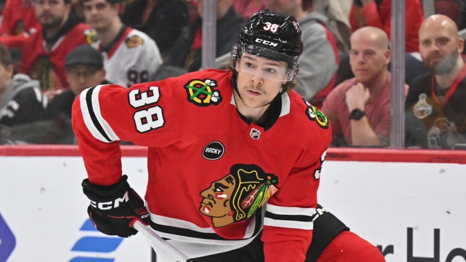 Blackhawks sign Ethan Del Mastro to two-year contract