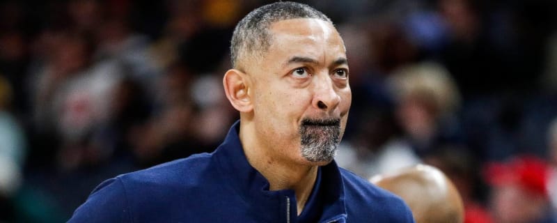 Michigan fires Juwan Howard, the former Fab Five star, after five