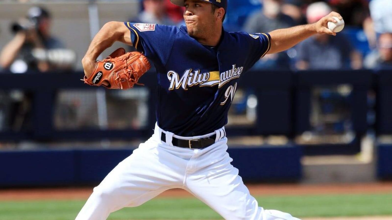 Yankees acquire LHP Clayton Andrews from Brewers