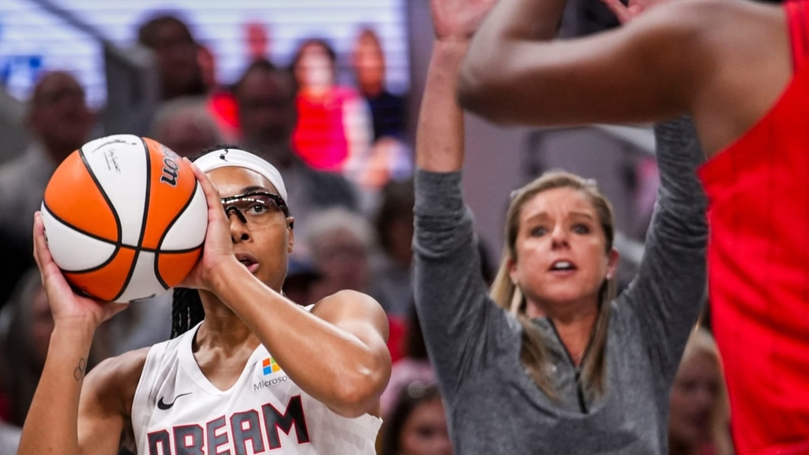 WNBA playoffs begin with four games on Sunday