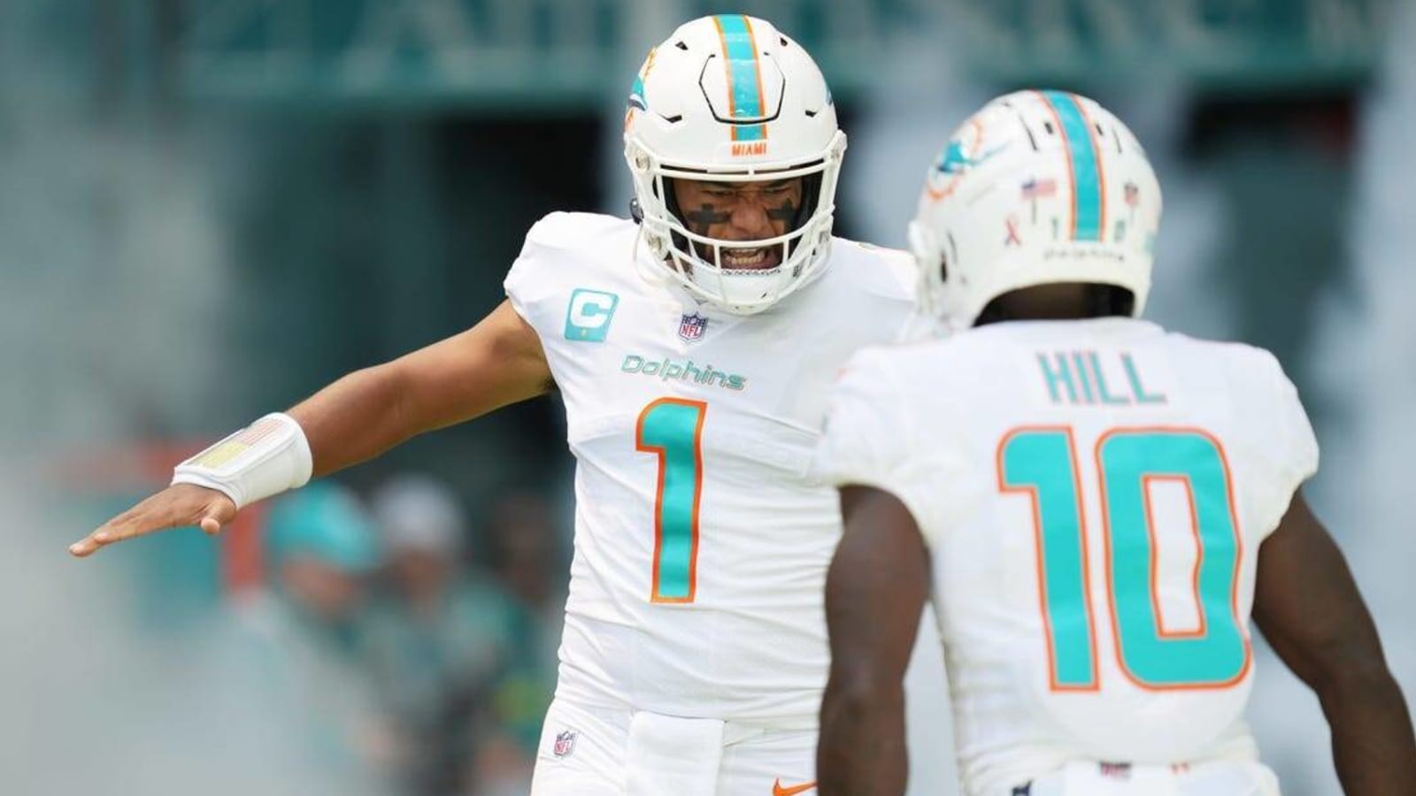 Dolphins bring confident QB to duel with Lamar Jackson, Ravens