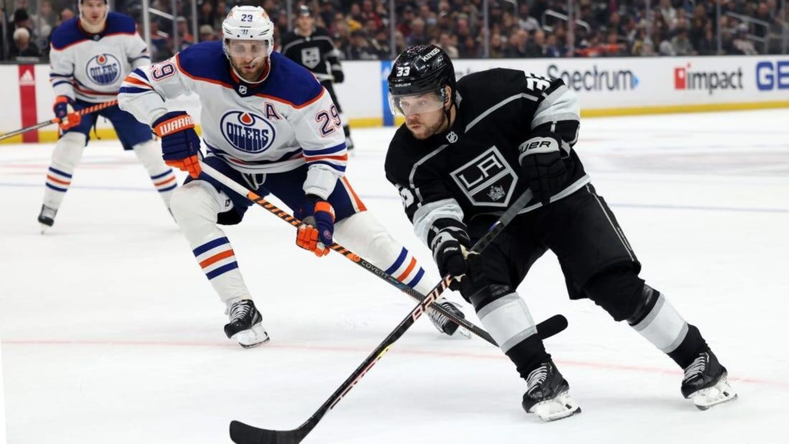 Kings use lethal power play to take down Oilers