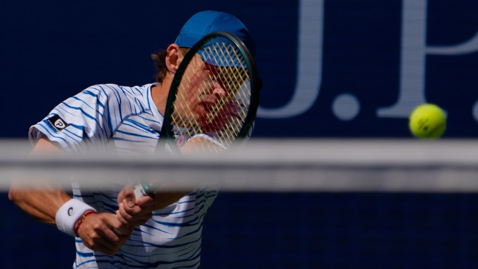 ATP roundup: Alex de Minaur rallies in Vienna
