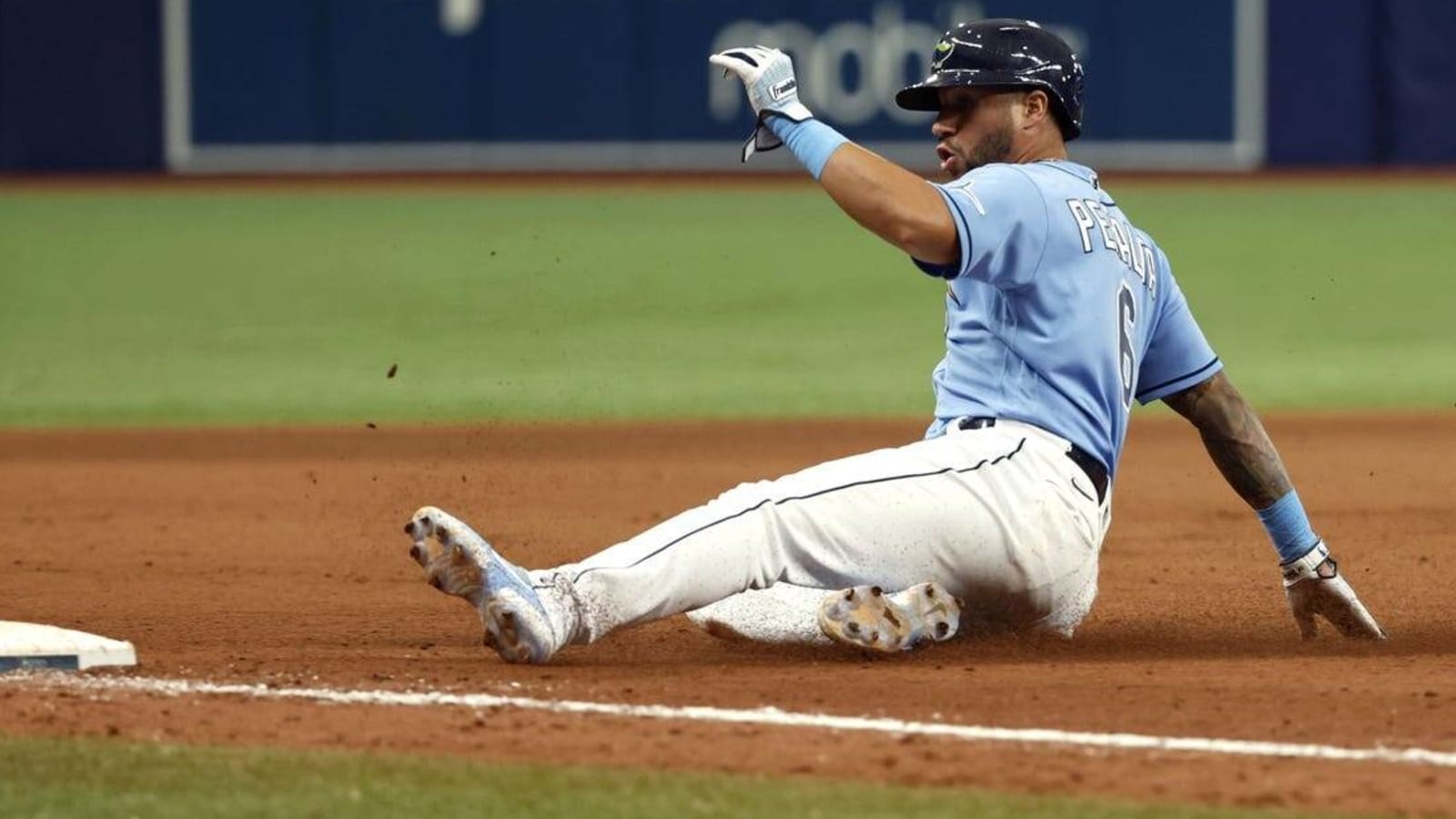Rays look to creep closer to division lead, host Red Sox