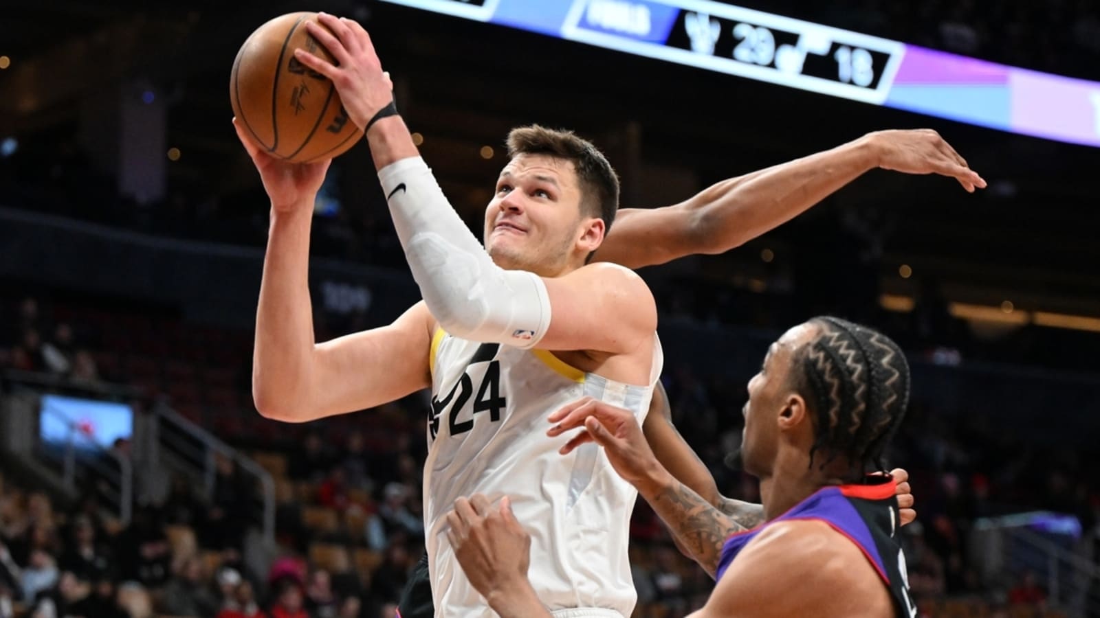 Jazz out to halt road woes, face battered 76ers