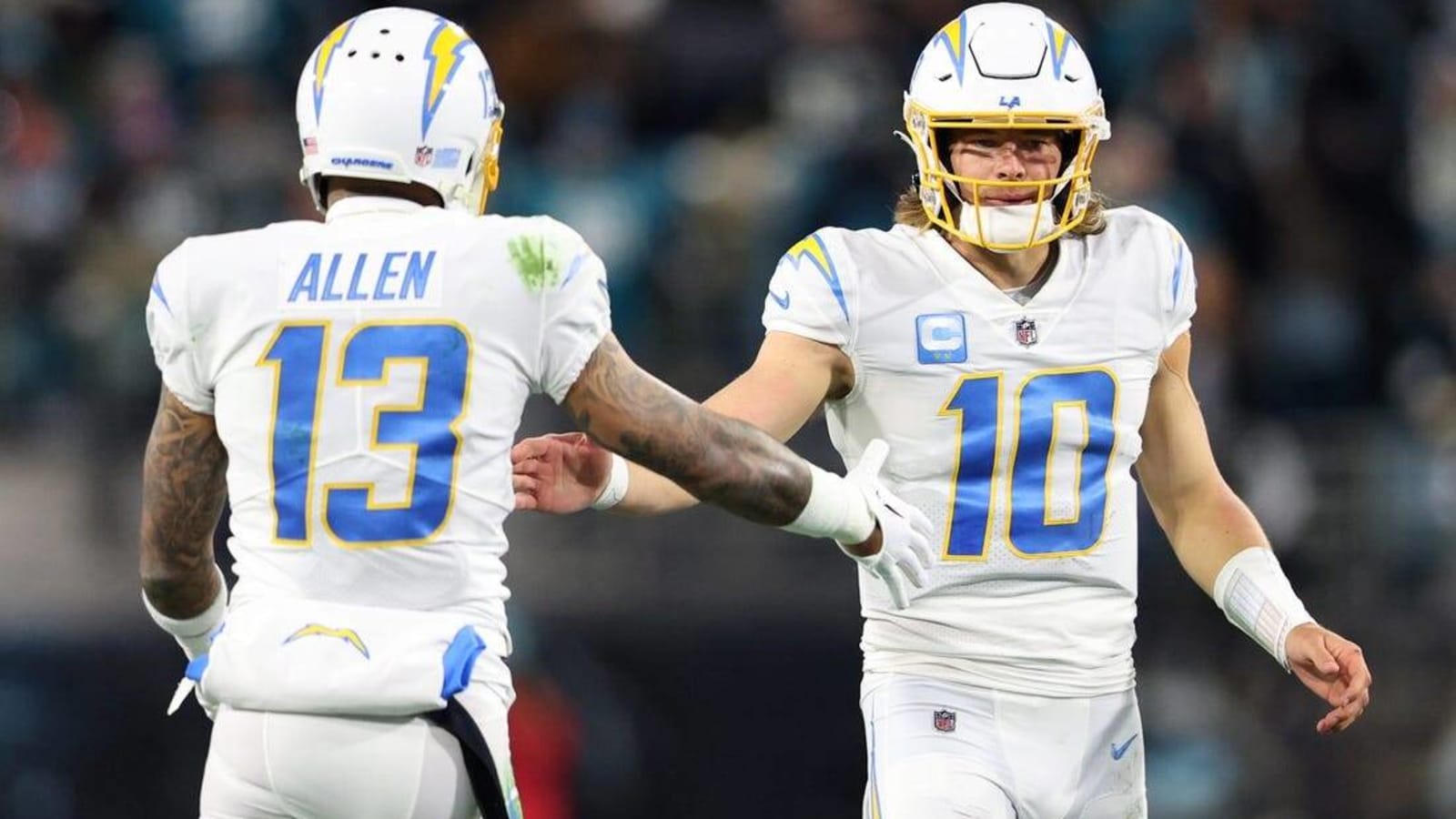 Chargers restructure WR Keenan Allen&#39;s contract to save $9M
