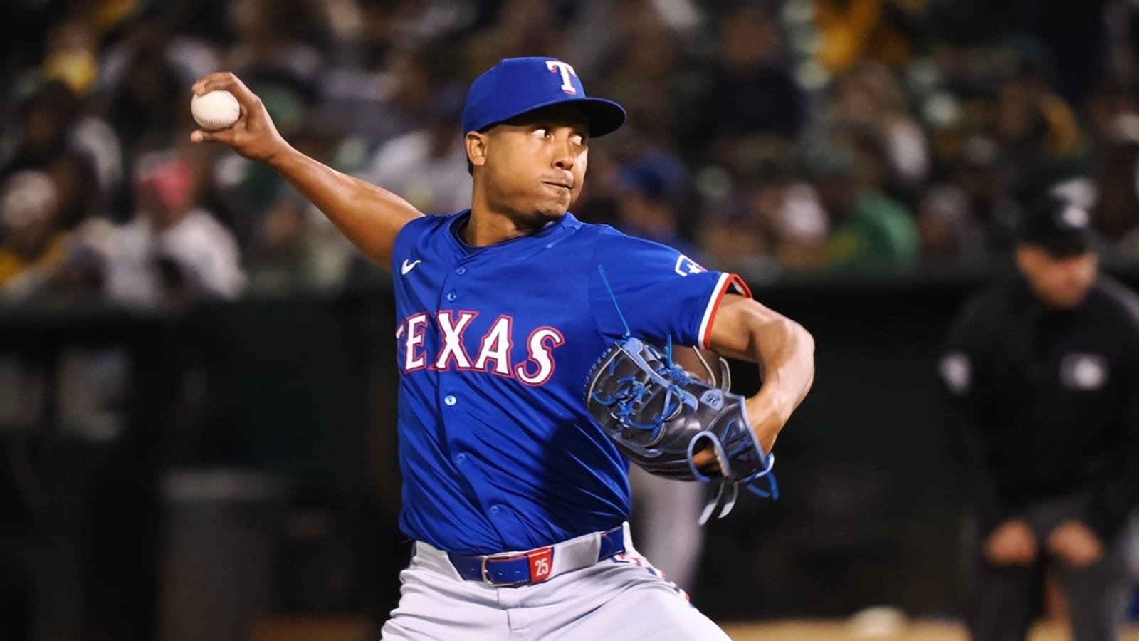 A&#39;s agree to one-year deal with RHP Jose Leclerc