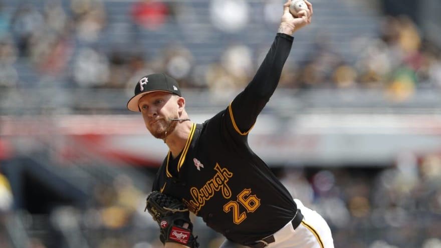 Pirates&#39; bullpen tries to right the ship against Braves