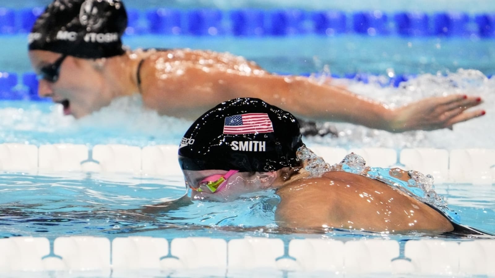 Canada&#39;s Summer McIntosh edges USA&#39;s Regan Smith for gold in 200 fly