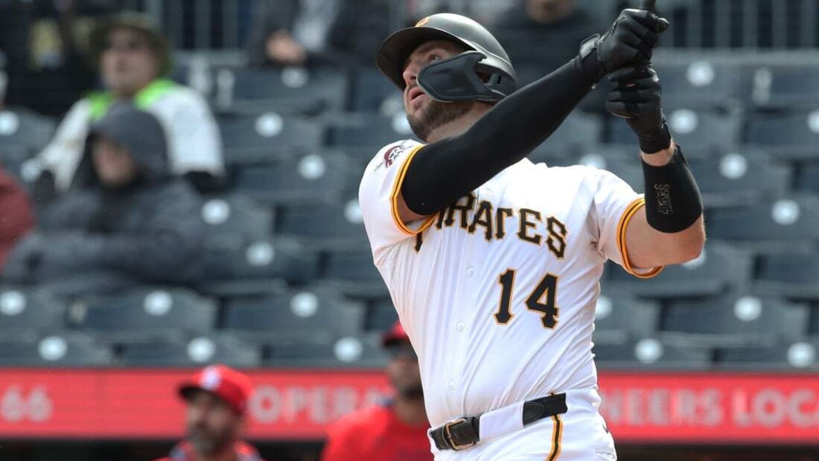 MLB roundup: Pirates get past Cardinals in 13