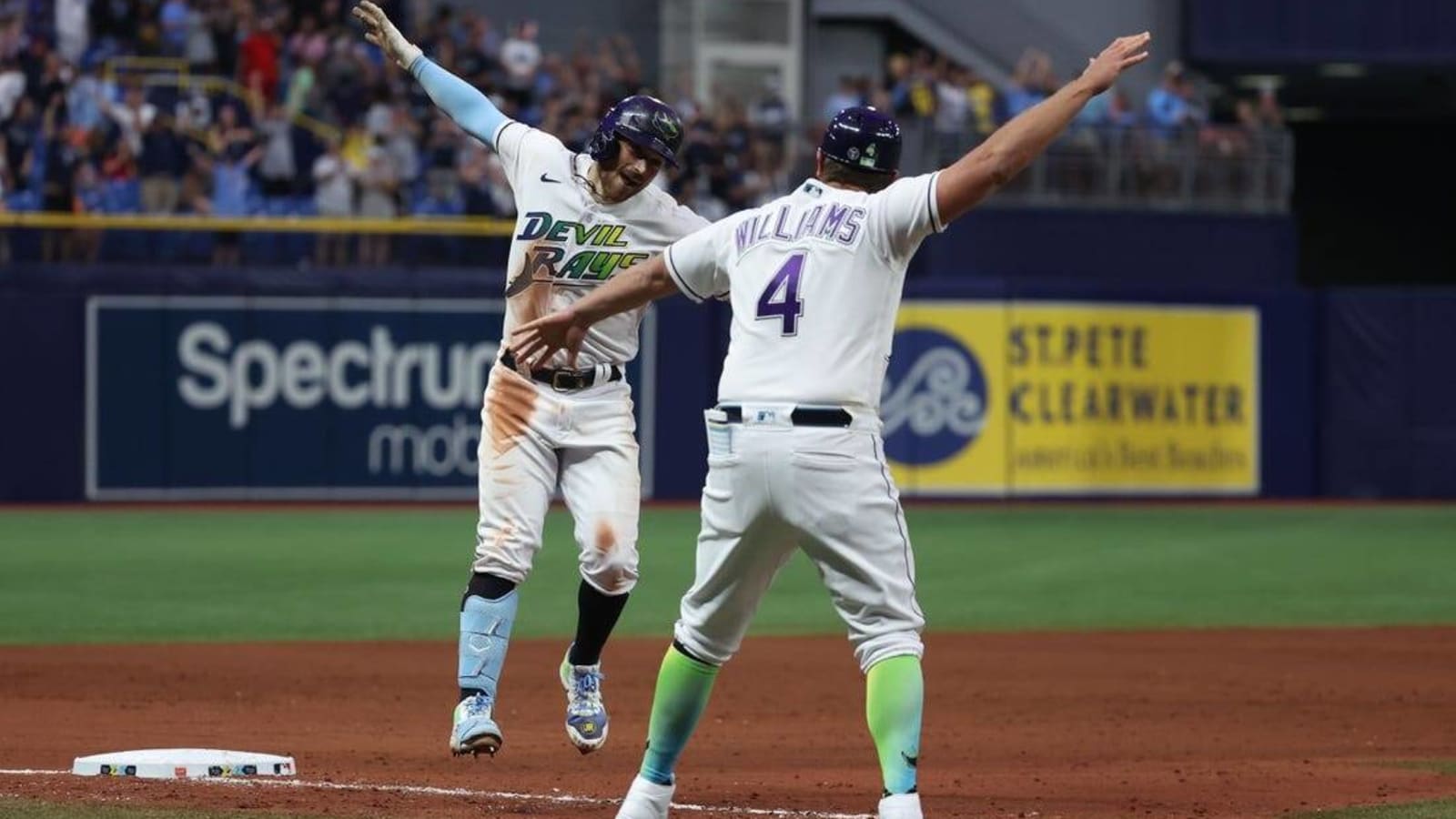 Brandon Lowe&#39;s walk-off HR lifts Rays over White Sox