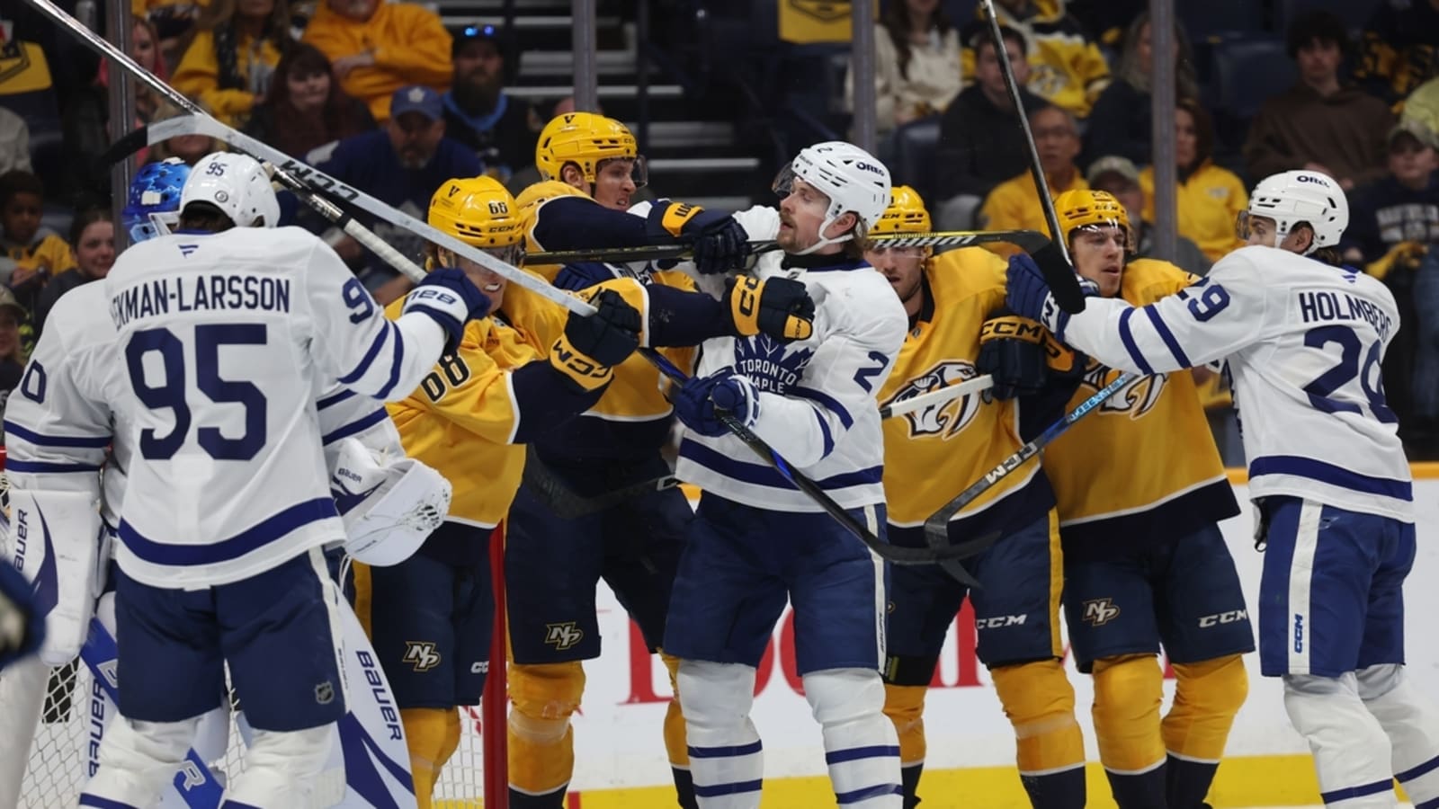 Predators storm back vs. Maple Leafs to snap slump