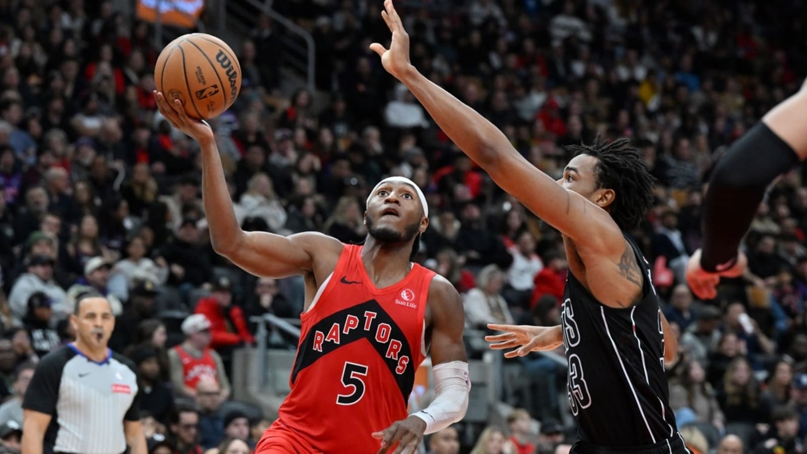 Raptors, Magic in search of much-needed momentum
