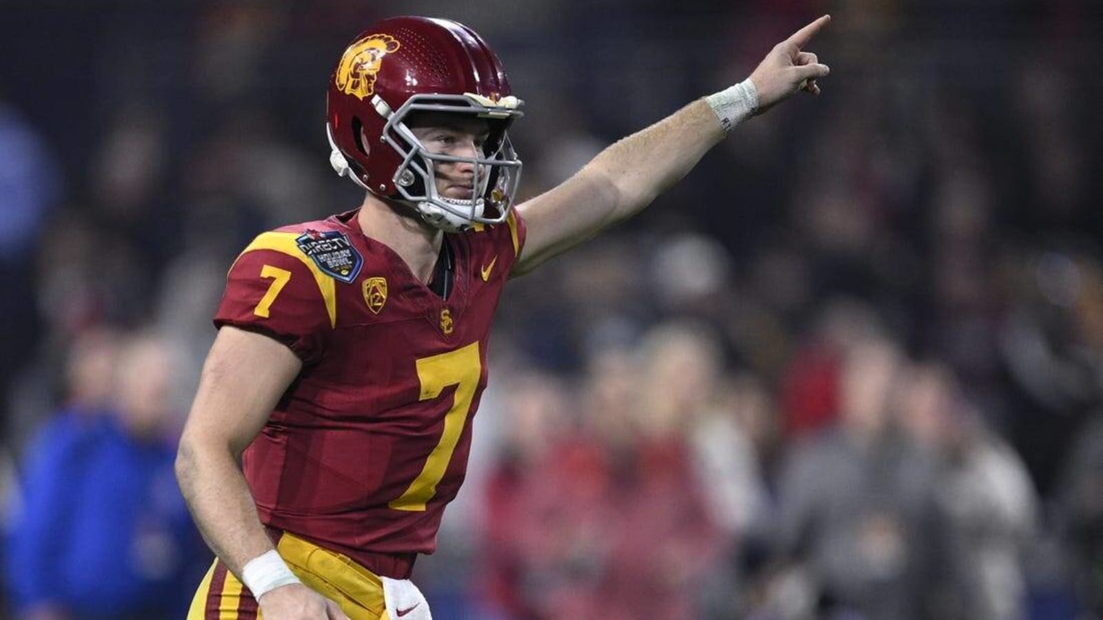 Bowl roundup: USC backup fires Holiday Bowl-record 6 TD passes