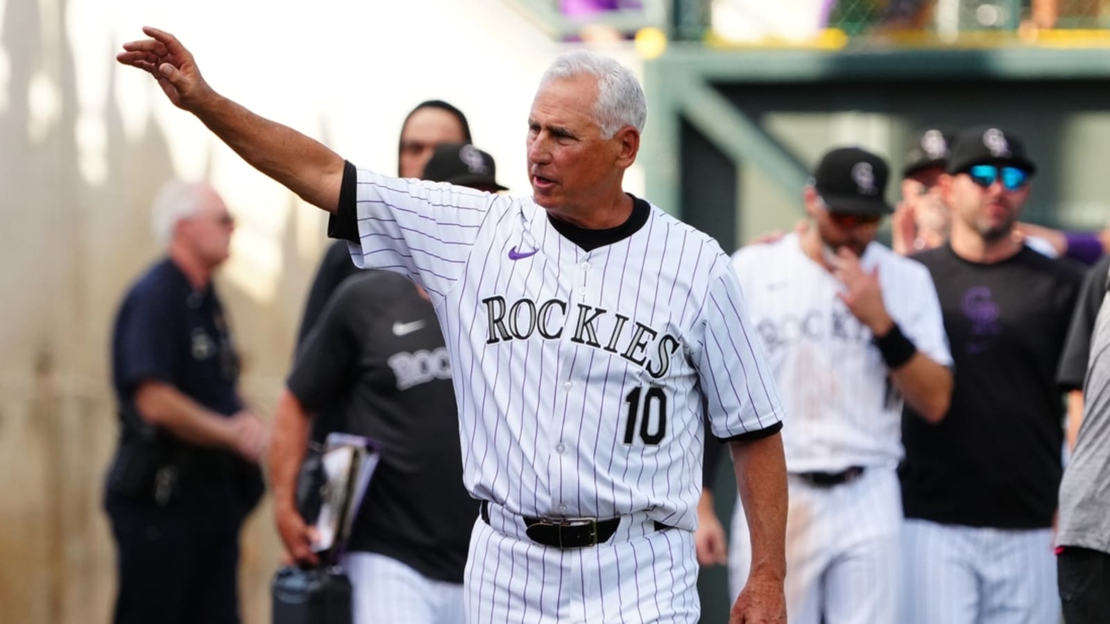 Rockies extend manager Bud Black through 2025