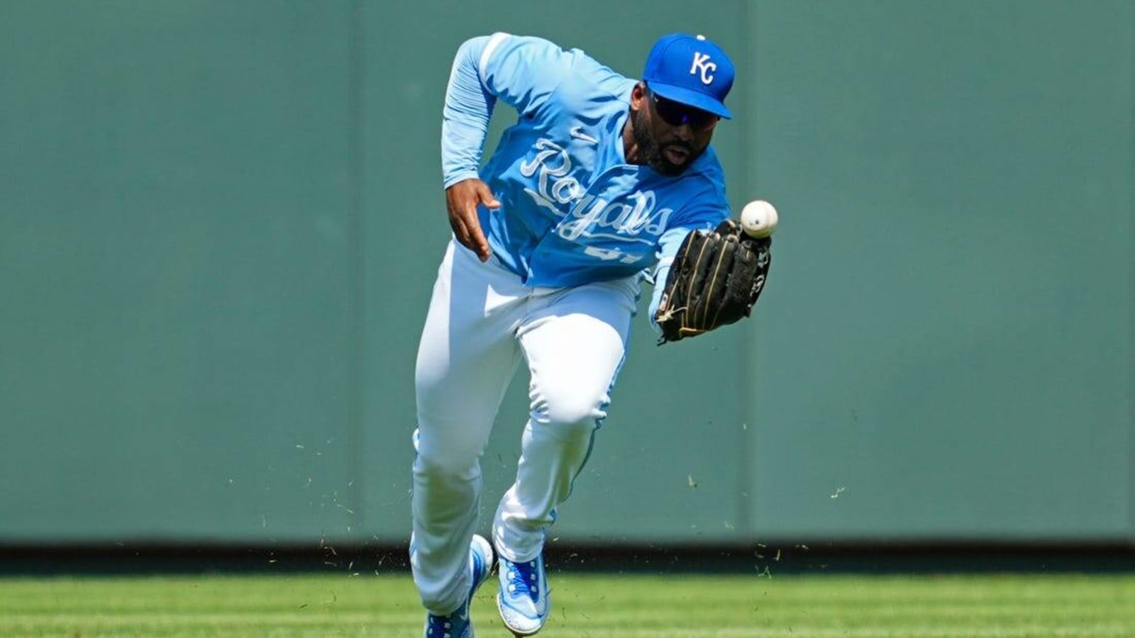 Royals DFA veteran OF Jackie Bradley Jr.