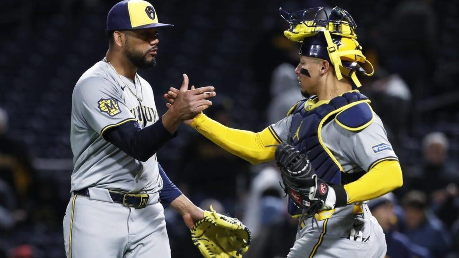 Freddy Peralta, Brewers chase split vs. Pirates