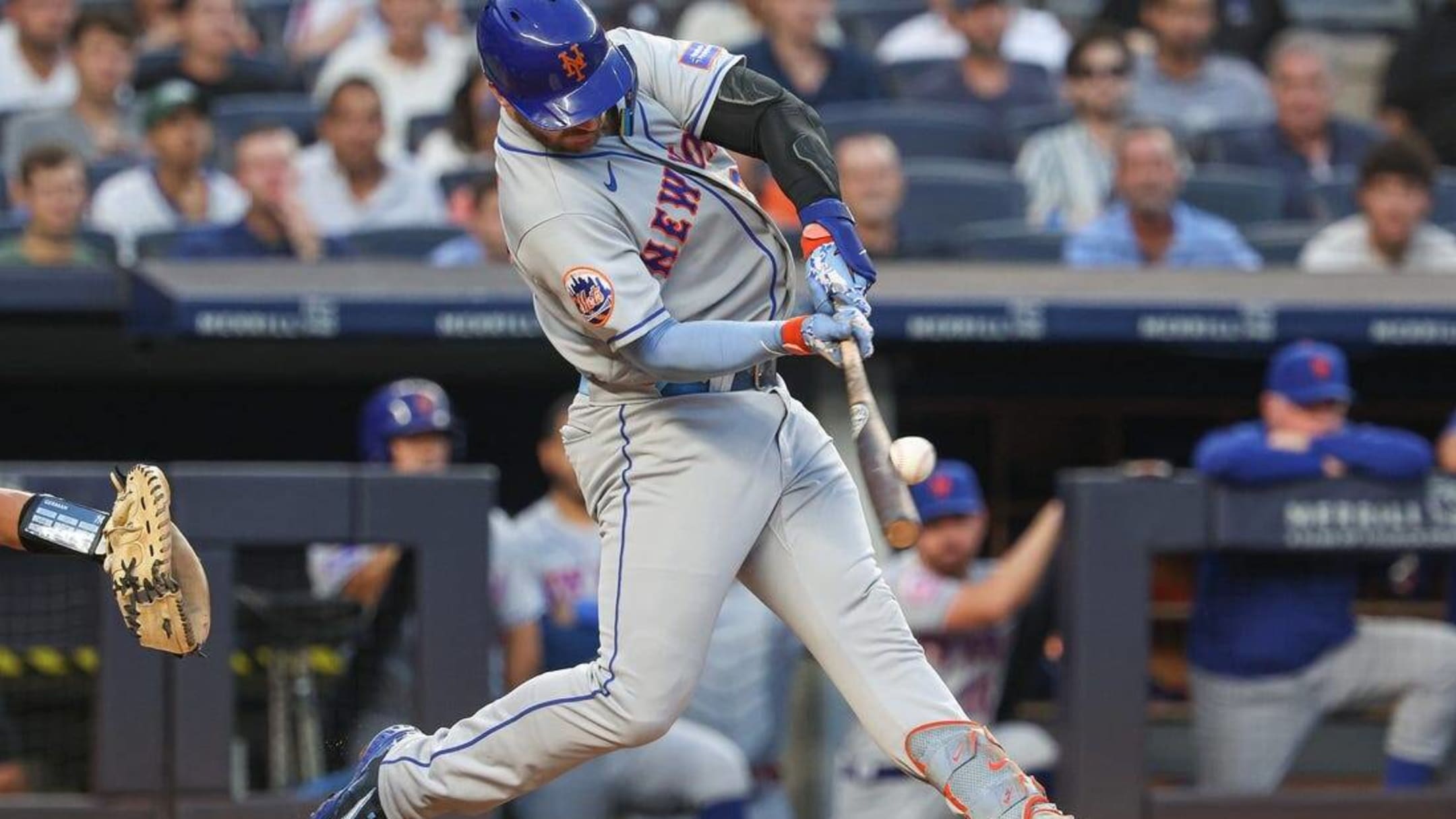 Pete Alonso, Mets slam Yankees