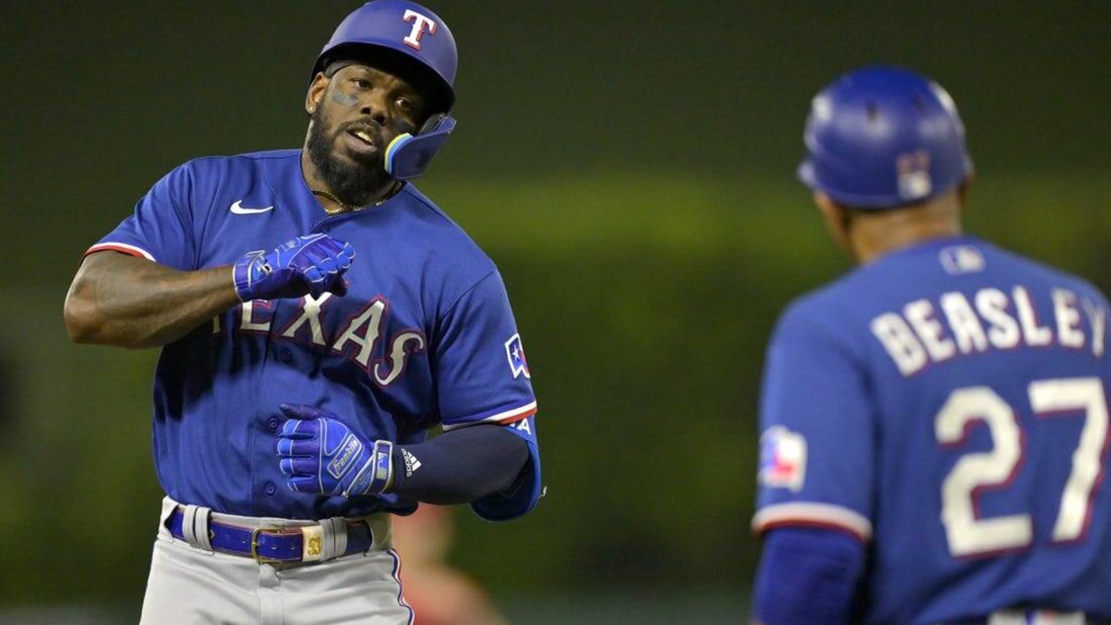 Watch: Rangers' Jonah Heim hits walk-off homer to lift Rangers over Royals