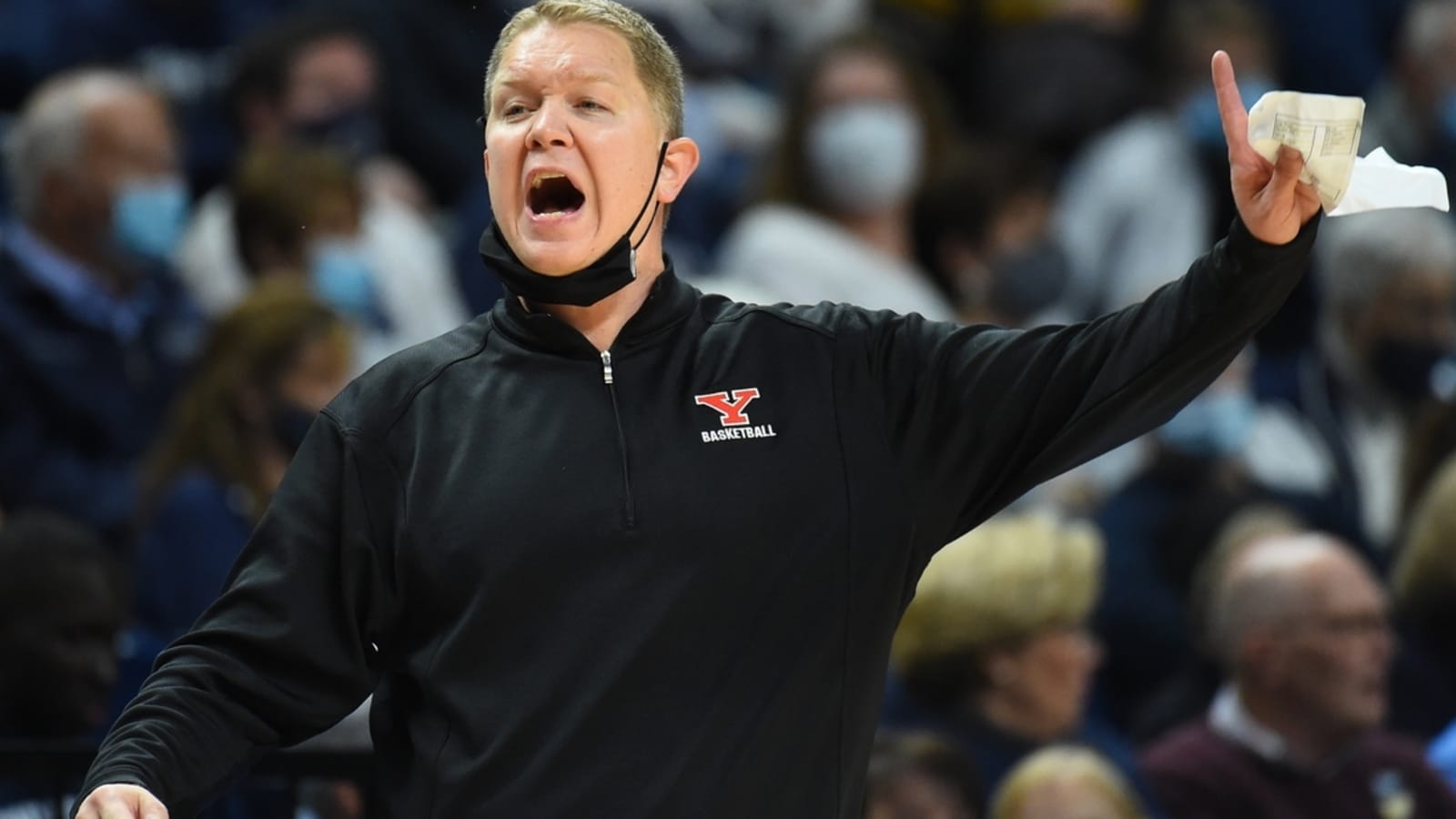 Late heroics lift Utah State over No. 20 San Diego State