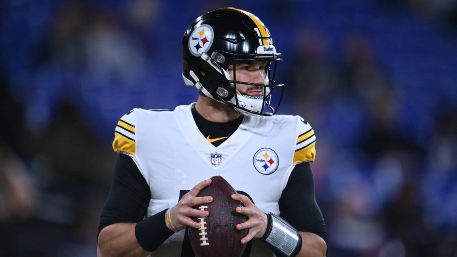 Steelers QB Mitch Trubisky signs contract extension